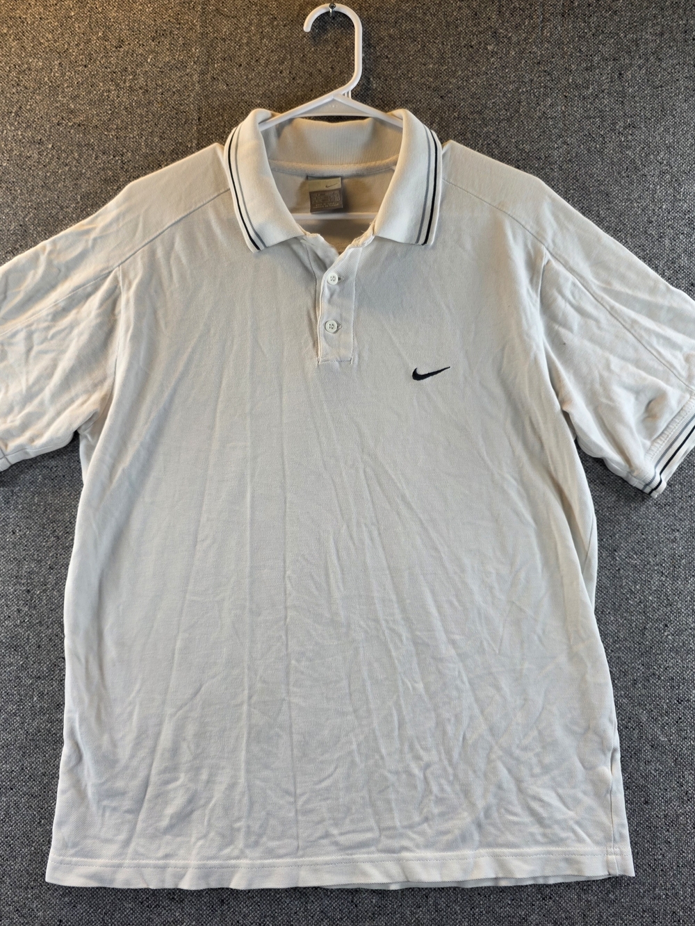 Nike Polo Shirt Mens Medium White Black Mini Swoosh Embroidered Short Sleeve